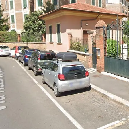 Casa Vaticano