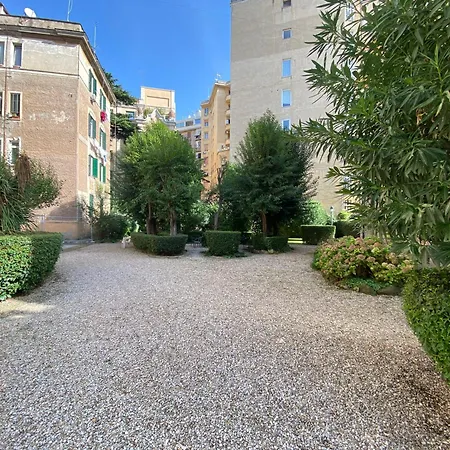 Casa Vaticano רומא